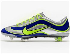 耐克发布极度轻量纪念版本罗纳尔多足球战靴