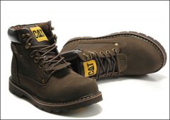 Wolverine World Wide鞋类零售商三季度强劲 调高全年