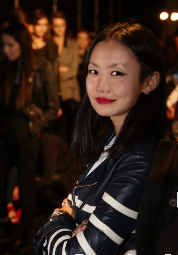 Lucia Liu,中国第一位走向顶级时尚秀场的Stylist