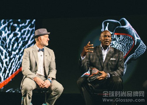 Michael Jordan展示AIR JORDAN XX9