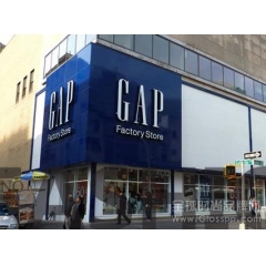 Gap盖璞3月份同店销售下跌6%