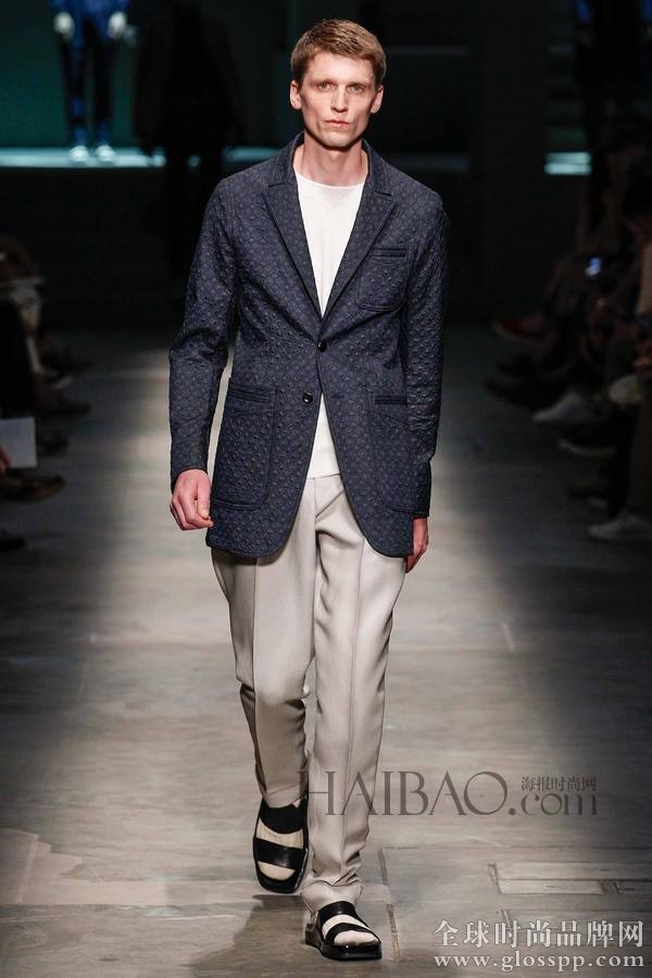 2015春夏米兰男装周杰尼亚 (Ermenegildo Zegna) 秀场