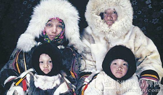鹿皮衣从生穿到死 俄罗斯极地人的生活