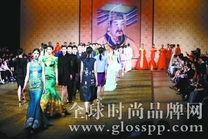 设计师品牌助推服装业企稳回升 大批量模式已去 行业“小而美”细分
