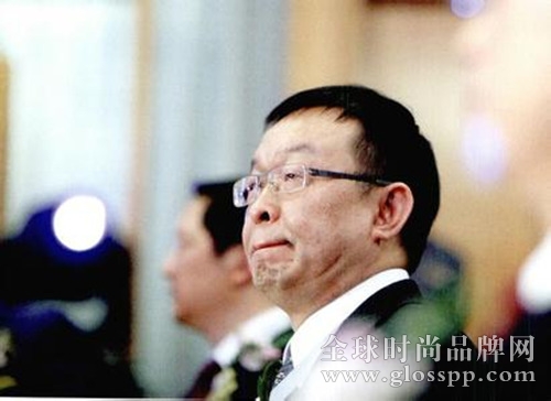 为什么陈年只想做好一件白衬衫:“我曾经生产出的服装都是垃圾”