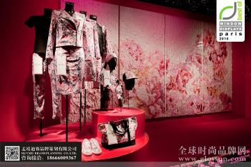 法国春天百货Printemps150周年庆绚丽橱窗--MJ VMD推荐  