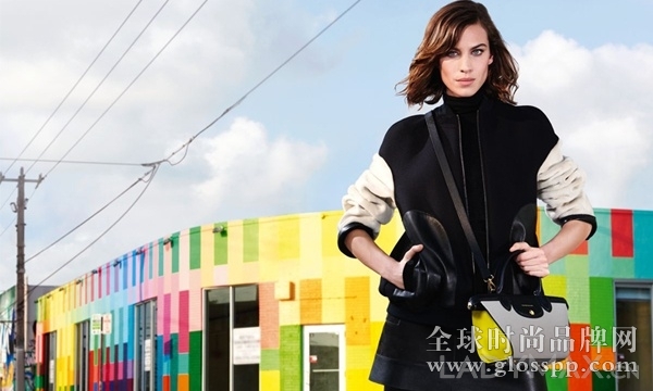 Longchamp最新品牌策略定位为法国优雅 今年将在中国开设新店