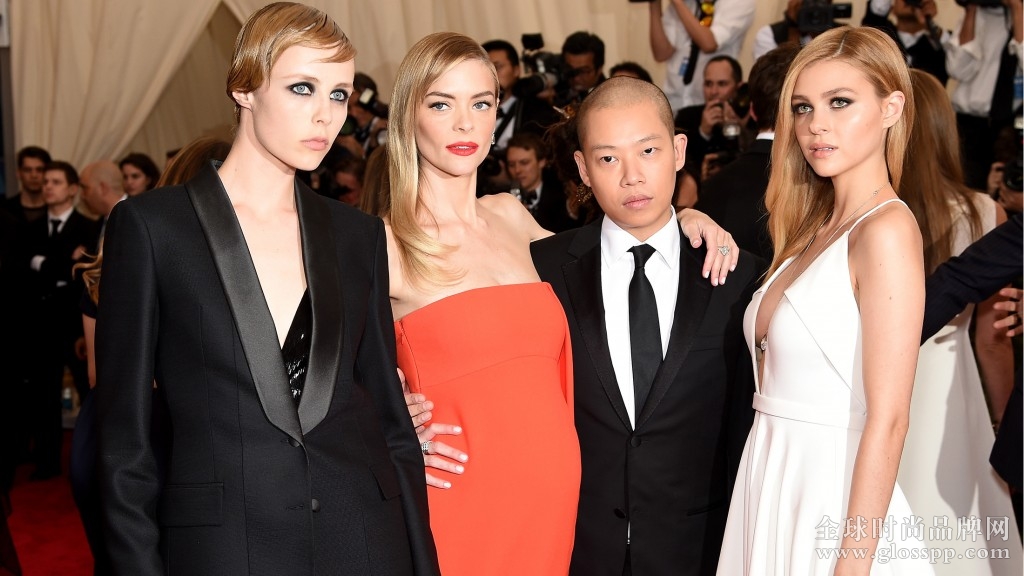 Dress-Met-Ball-2015-Edie-Campbell-Jaime-King-Jason-Wu-Nicola-Peltz_09