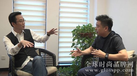 上述六点,并没有什么惊人的创举,但是却一一切中了当前百货零售业的要害,在坚决和高效的执行之下,名创优品硬生生地在寒意料峭的“零售冬天”打出了一片令人惊叹的新天地。