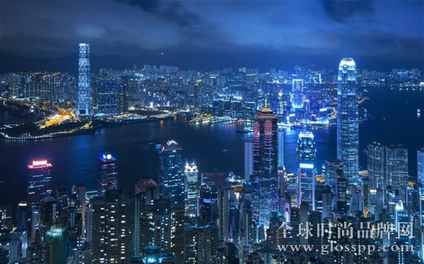 Hong_Kong_skyline__2490591b