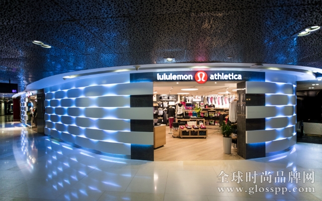 Lululemon store opens in Singapore