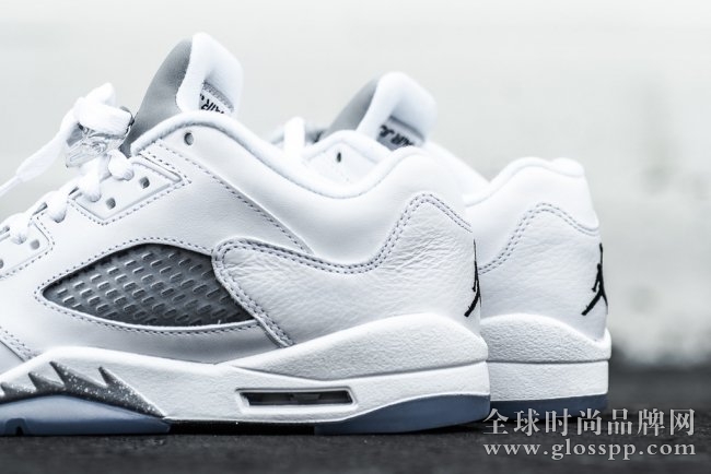 819172-122,AJ5,Air Jordan 5 819172-122AJ5低帮 Air Jordan 5 Low GS 白银配色中国区发售信息