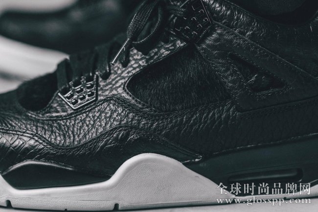 819139-010,AJ4,Air Jordan 4 819139-010AJ4中国发售日期 Air Jordan 4 Premium “Dark Horse” 美图近赏