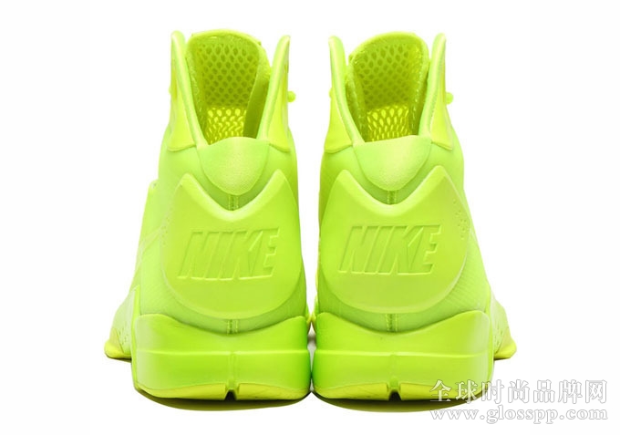 HD08,Hyperdunk 08,Nike  红黄蓝 3 色 Nike Hyperdunk 08 Retro 现已发售