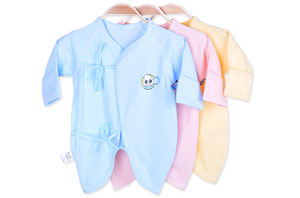 婴儿连体衣的正确清洗以及保养方式，给宝宝全面的呵护