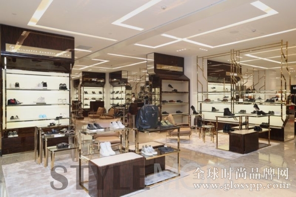 全球男士时尚生活目的地:北京SKP二层全新亮相 全球男士时尚生活目的地:北京SKP二层全新亮相