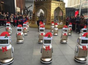 来武商广场，与机器人一起过完美圣诞