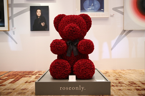roseonly携手美丽中国支教项目 用爱与玫瑰助力慈善事业