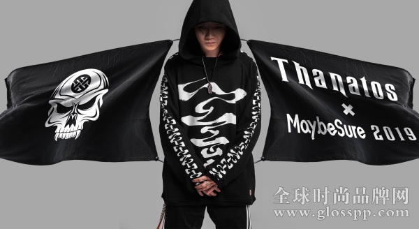 1 MaybeSure死神款帽衫 模特铅笔侠.jpg