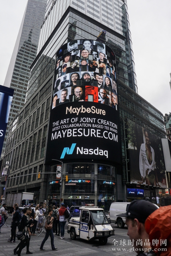 2 MaybeSure艺术家登陆纽约时代广场纳斯达克大屏幕.jpg
