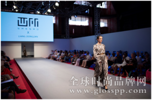 广州白马品牌登陆都灵时装周，东方时尚魅力惊艳国际舞台